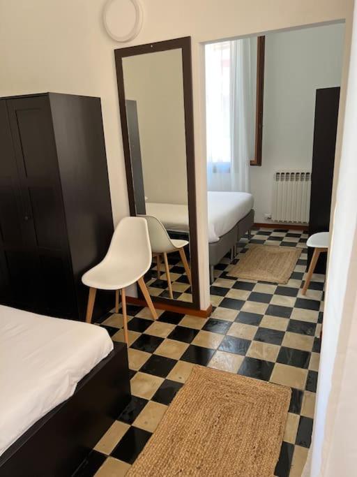 Apartamento 100 Mt To Station Venezia,free Parking,shuttle Airport Gorizia Mestre