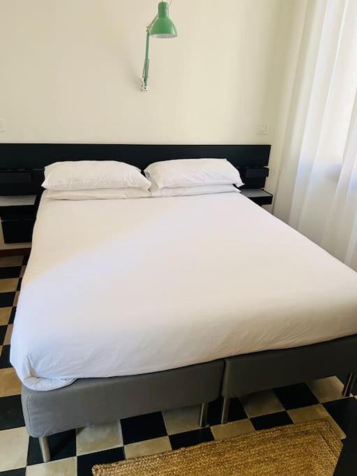 100 Mt To Station Venezia,free Parking,shuttle Airport Gorizia