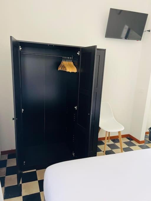 100 Mt To Station Venezia,free Parking,shuttle Airport Gorizia Apartamento Mestre