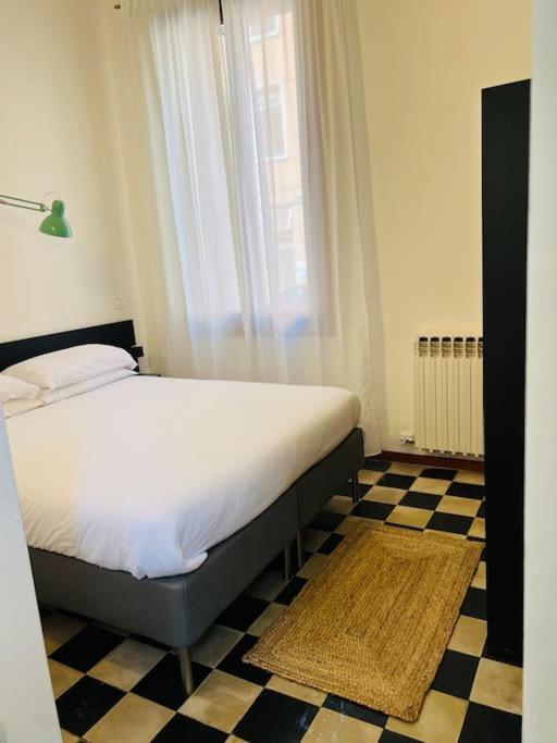 100 Mt To Station Venezia,free Parking,shuttle Airport Gorizia * Mestre